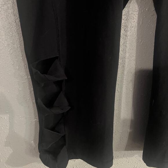 Lane Bryant Active Capri Yoga Pants Black 18/20 Gym Workout Slimming Athleisure - Picture 4 of 8